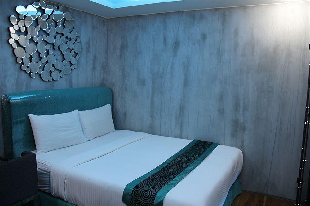 Blutique Hotel Bangkok Eksteriør billede